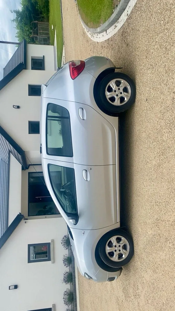 Dacia Sandero 2014 - Image 3