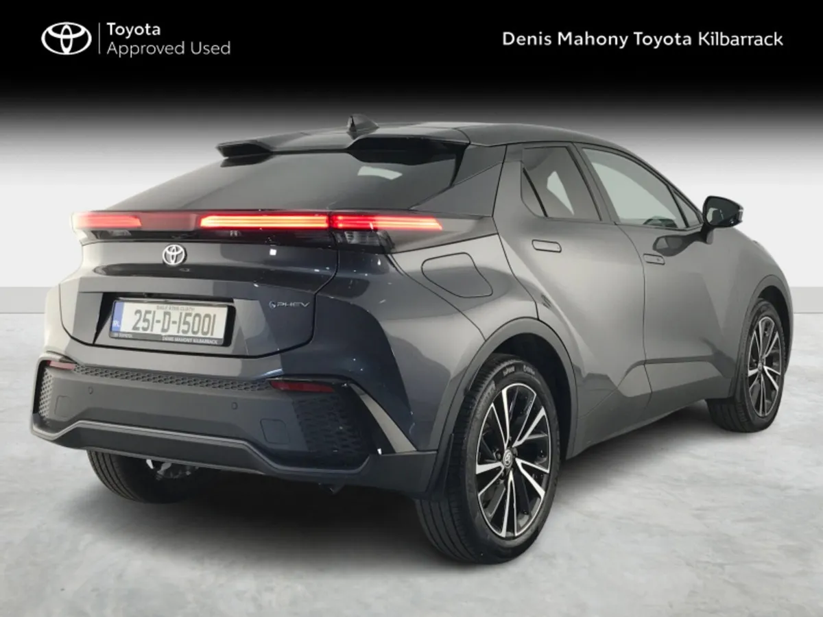 Toyota C-HR C-HR PHEV SOL Auto - Image 2