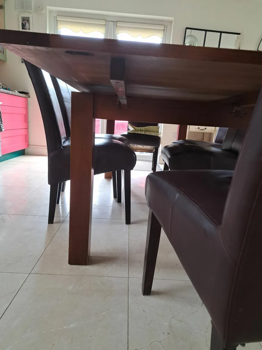 Kitchen table - Image 2