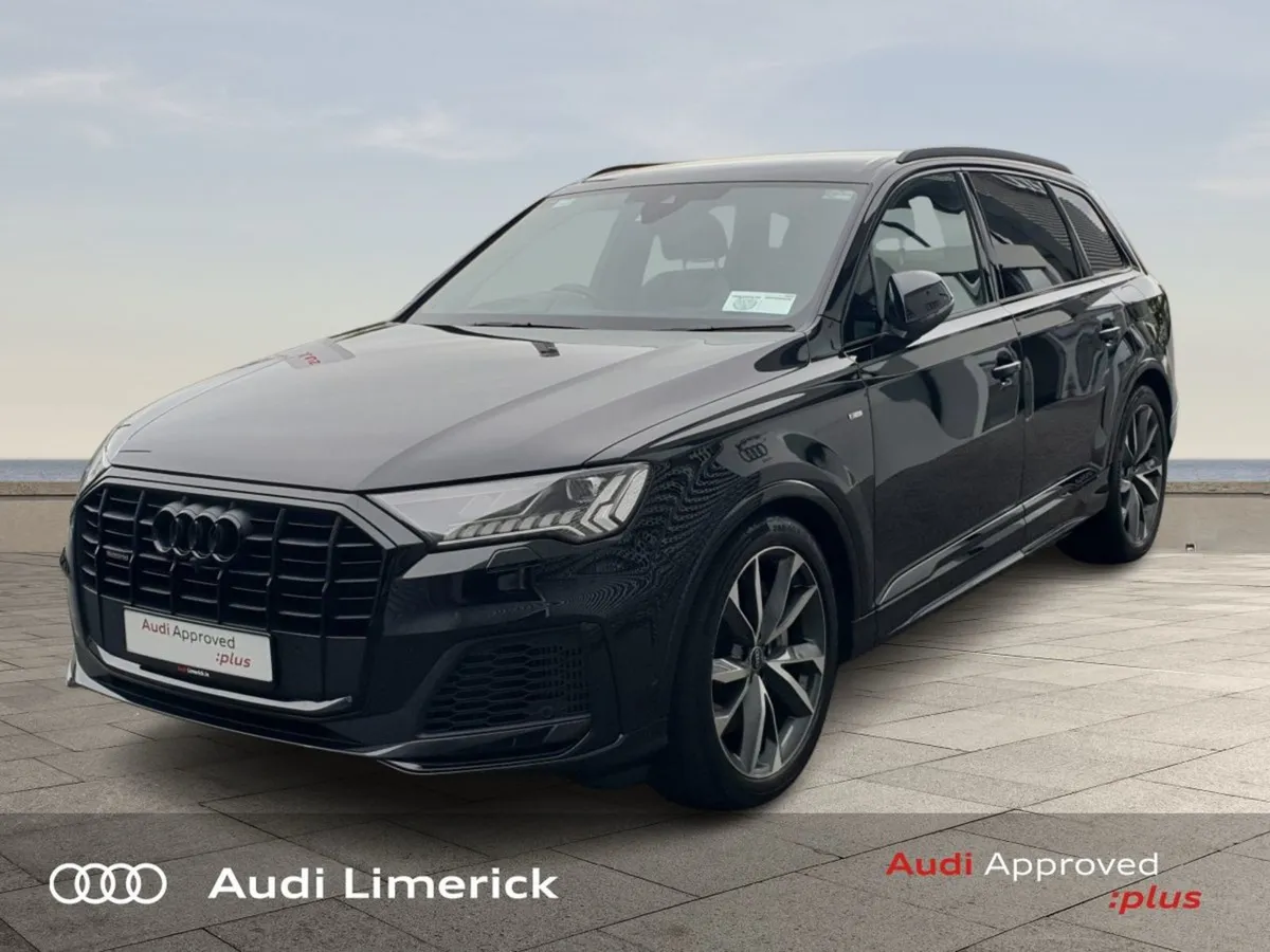 Audi Q7 55 Tfsi e S Line 380 BHP Black Edition - Image 4
