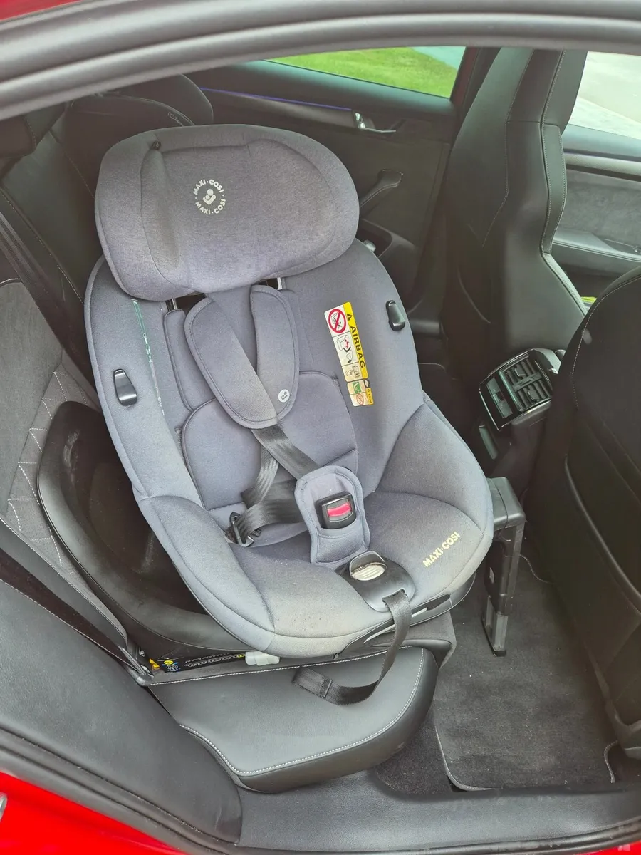 Baby car seat