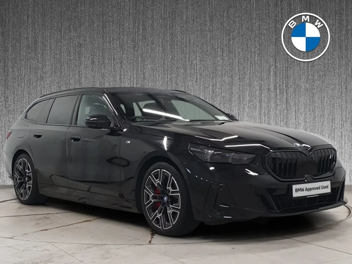 BMW i5 Edrive40 M Sport Pro /panroof / Comfort / - Image 1