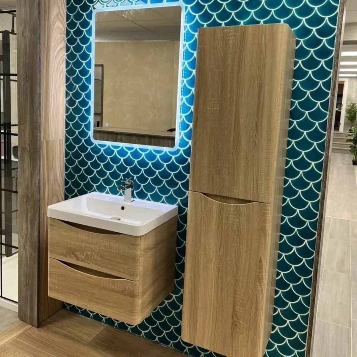600mm Vanity Unit & Tallboy Storage Set - Image 1