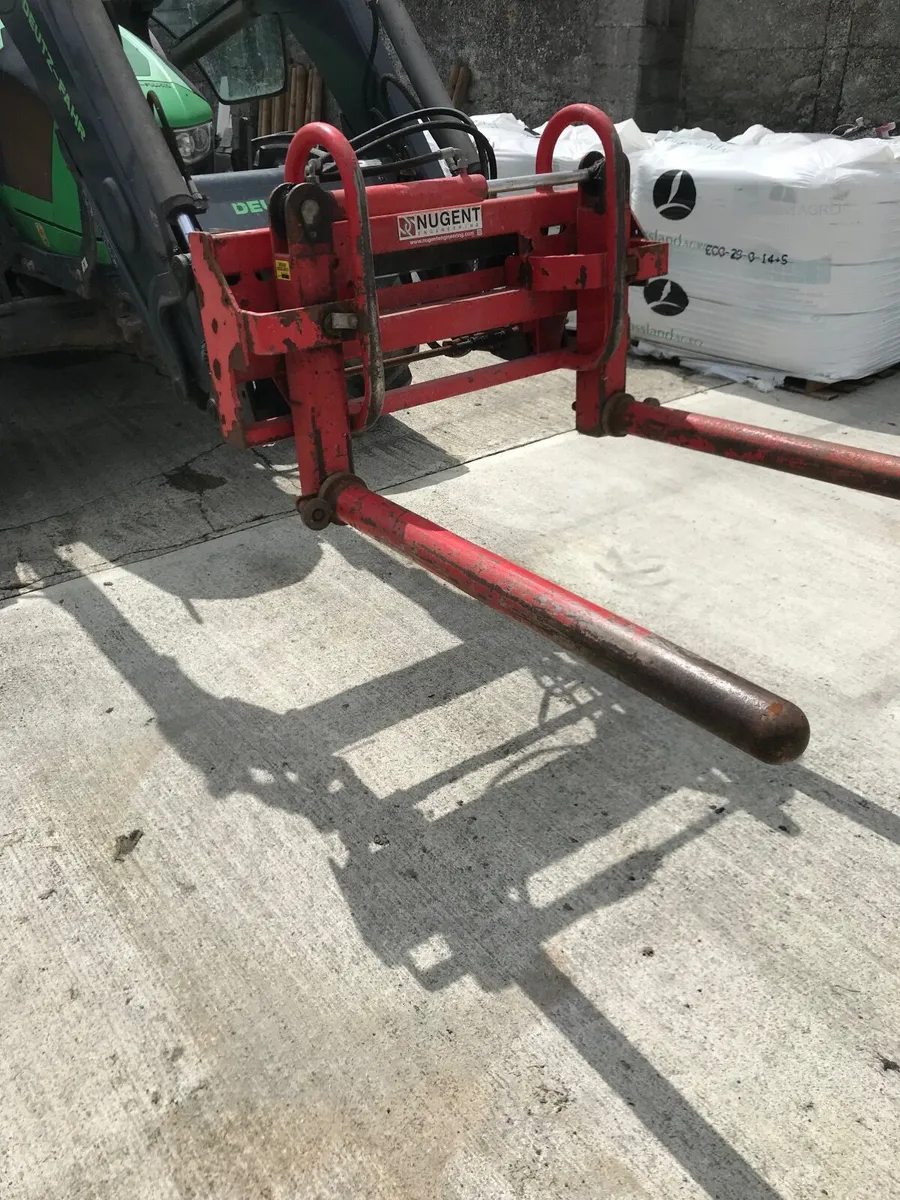 Bale Handler - Image 1