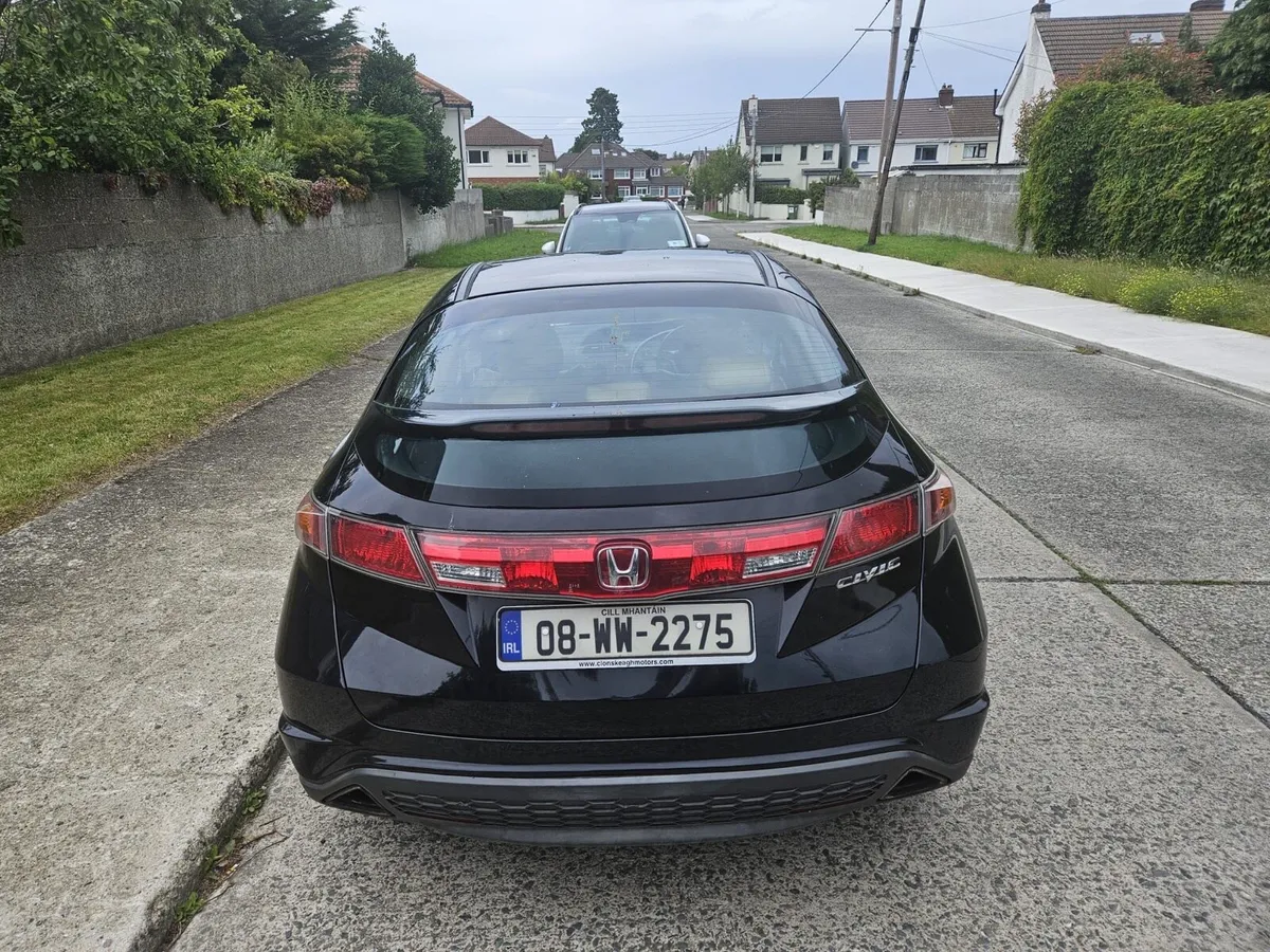 Honda civic - Image 2