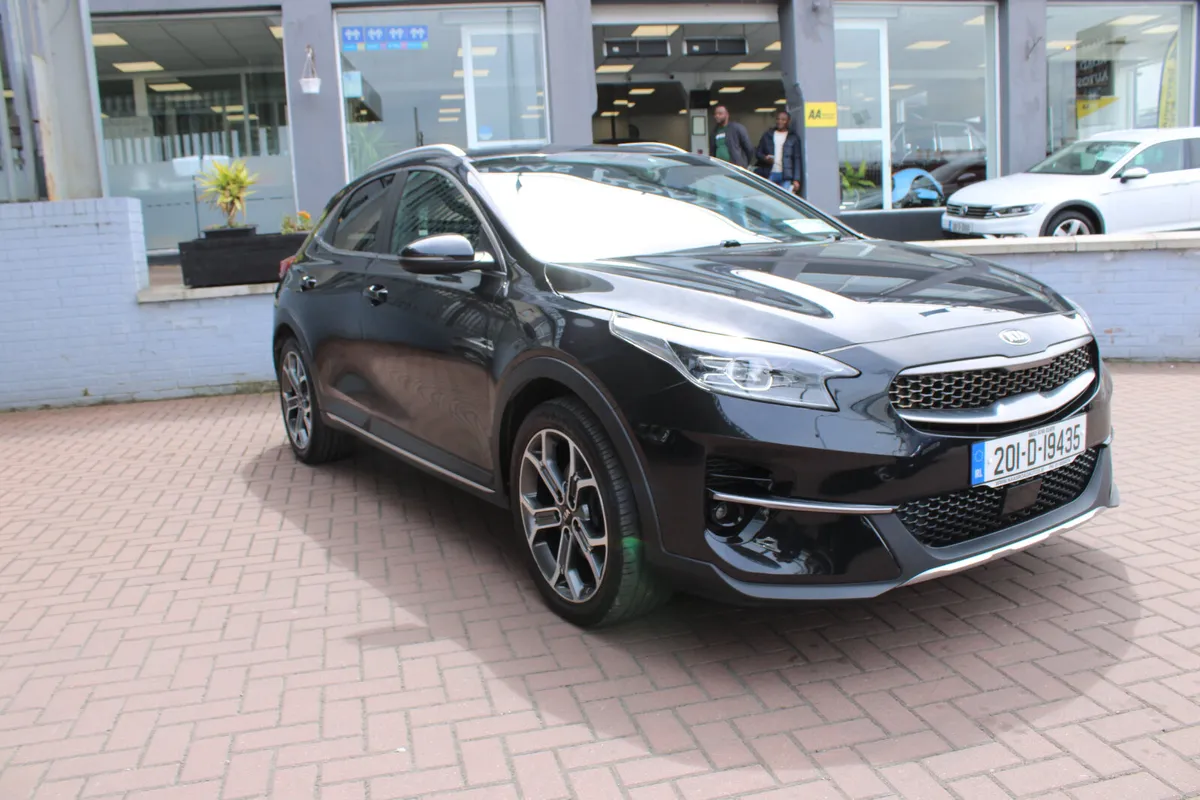 KIA XCEED 1.0 K4 5DR HATCHBACK WITH ONLY 59,000 KM - Image 1
