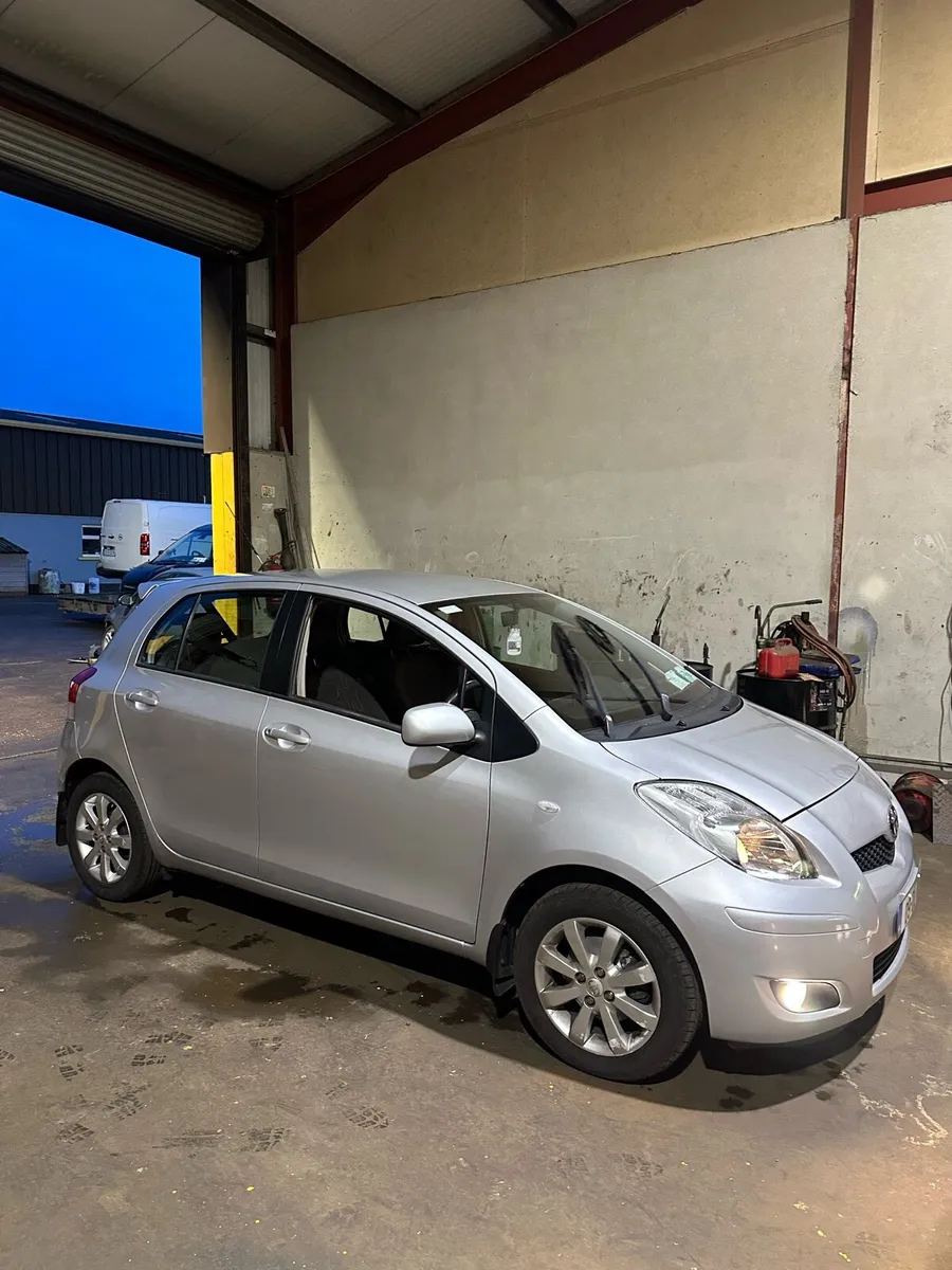 Toyota Yaris - Image 3