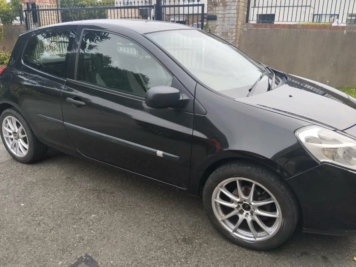 RENAULT CLIO 2010 ⬛⬛ - Image 4