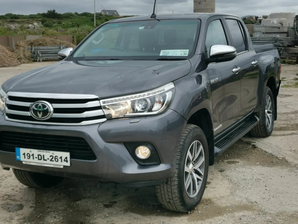 Toyota Hilux 2019 - Image 1