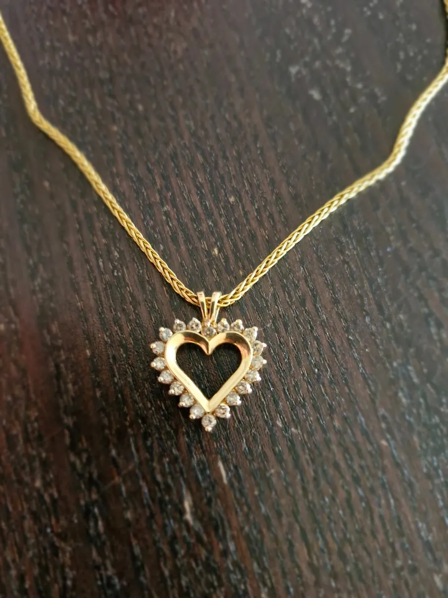 Gold Chain plus Gold ❤️ Pendant - Image 1