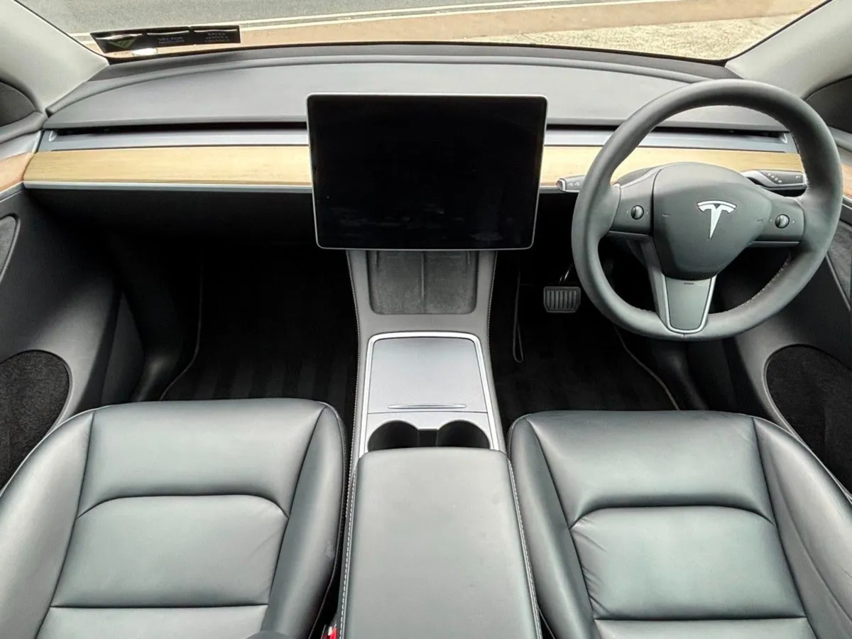 Tesla Model Y Long-range Dual Motor AWD - Image 2