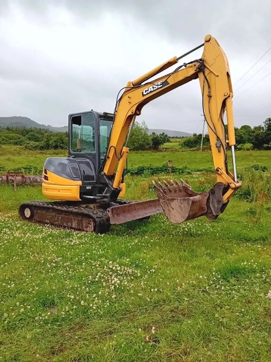 Case 5T Digger - Image 1