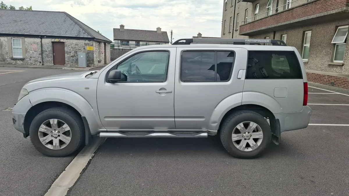Nissan Pathfinder 2008 - Image 1