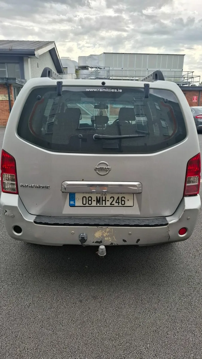 Nissan Pathfinder 2008 - Image 2