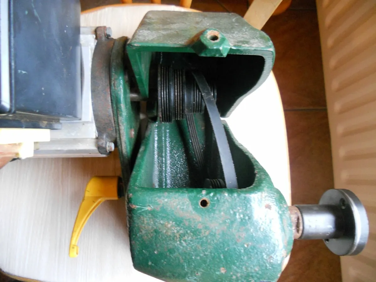 Record Wood Lathe - Image 3