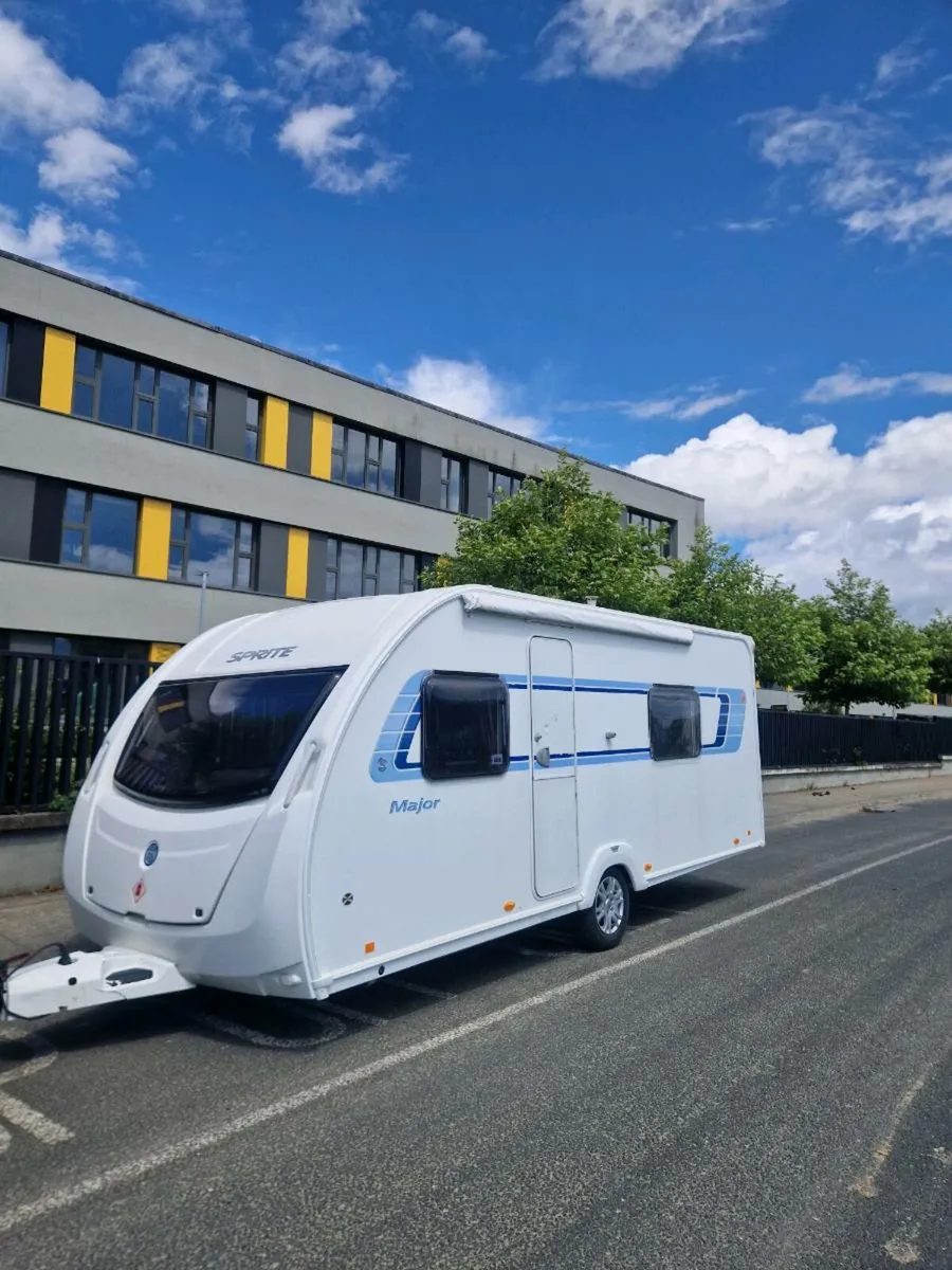 Caravan - Image 1