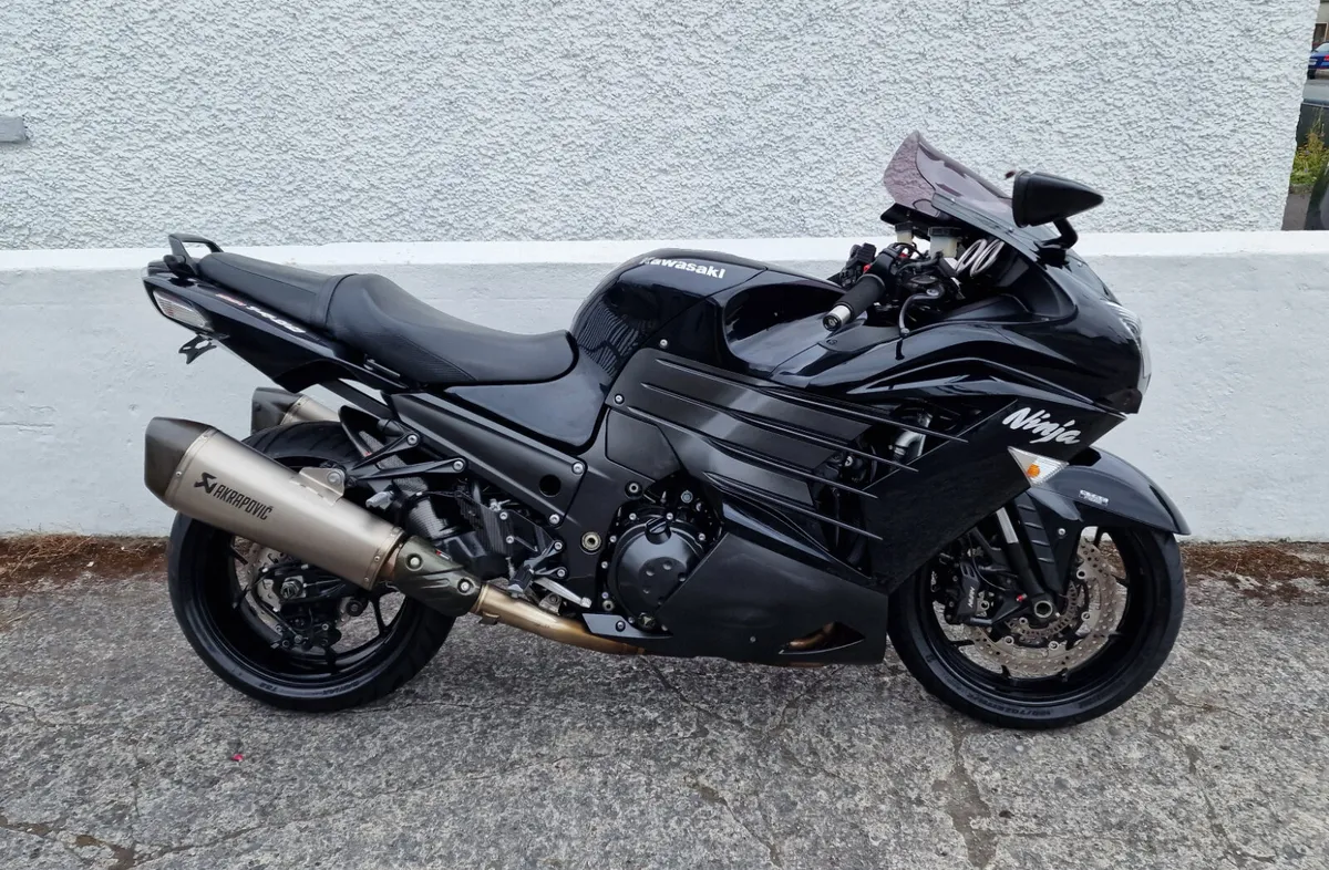 ZZR1400 Performance Sport @ Doyles Athlone - Image 1