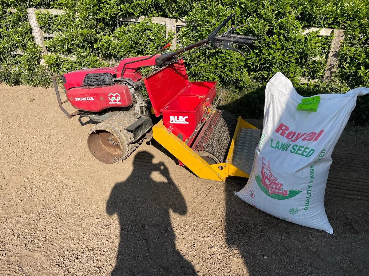 Seeder - Image 1