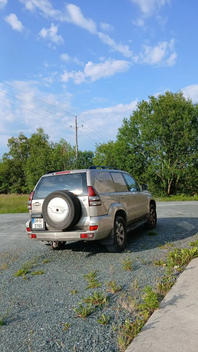 Toyota Landcruiser - Image 4