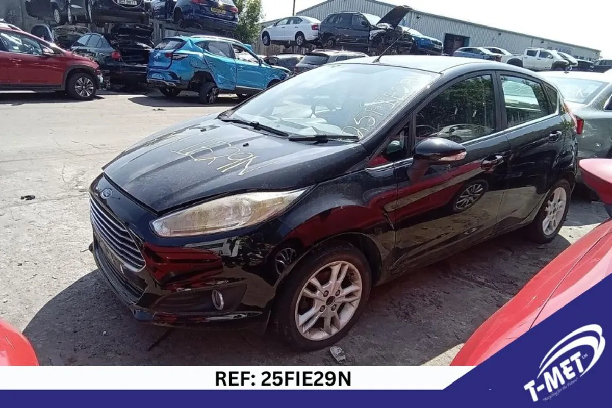 2016 FORD FIESTA BREAKING FOR PARTS - Image 1