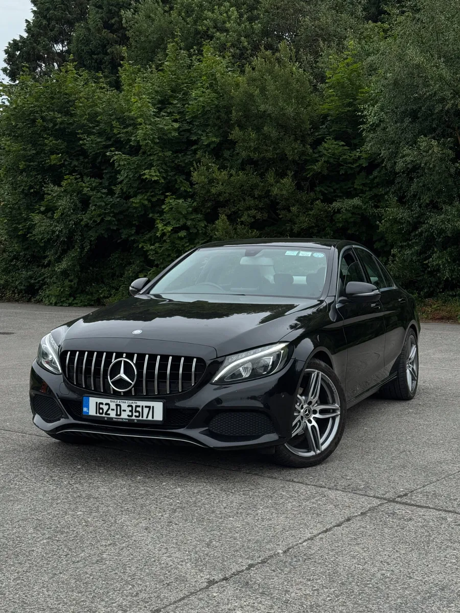 Mercedes-Benz C-Class 2016 - Image 2