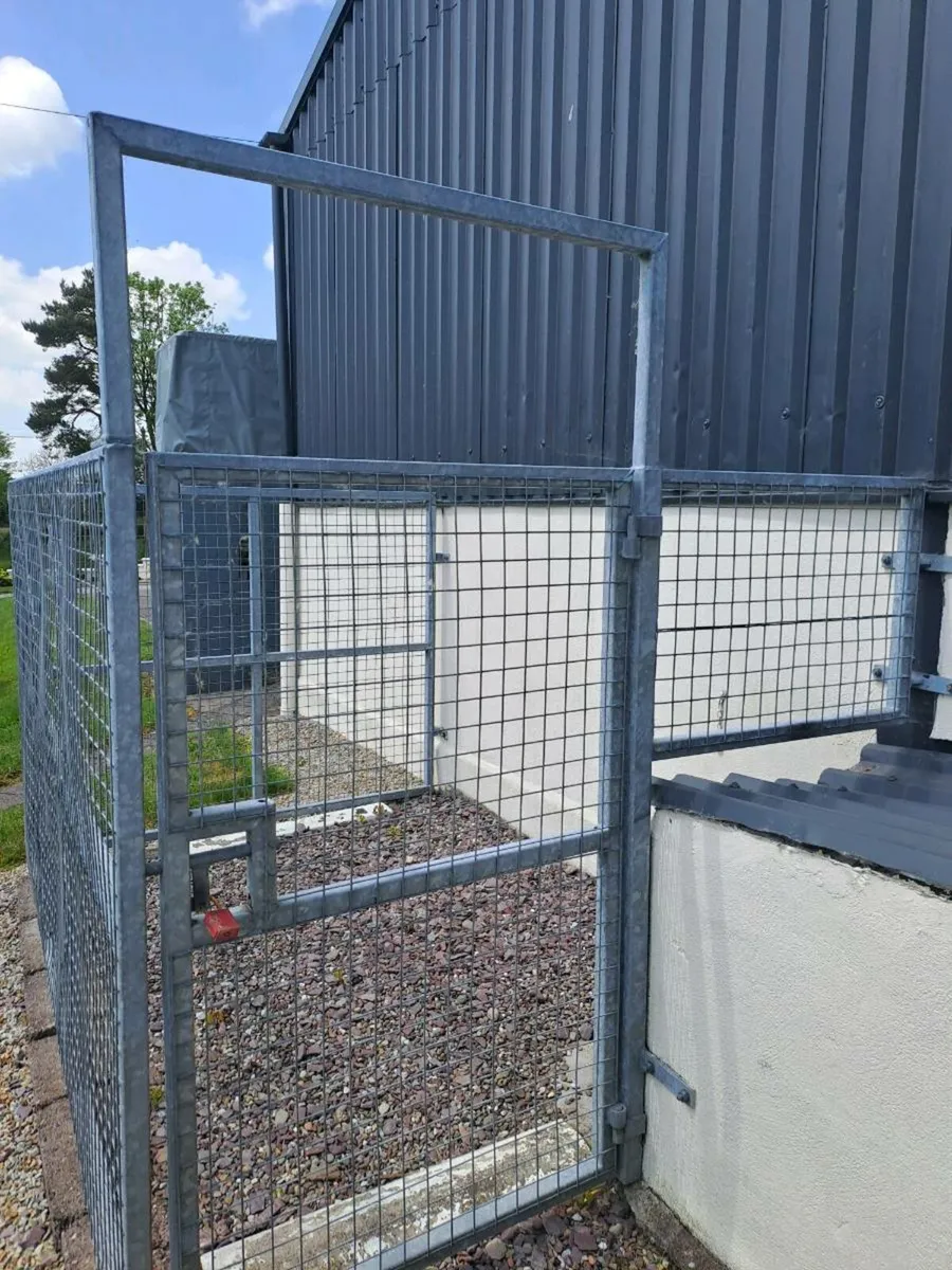 Dog kennel - Image 3