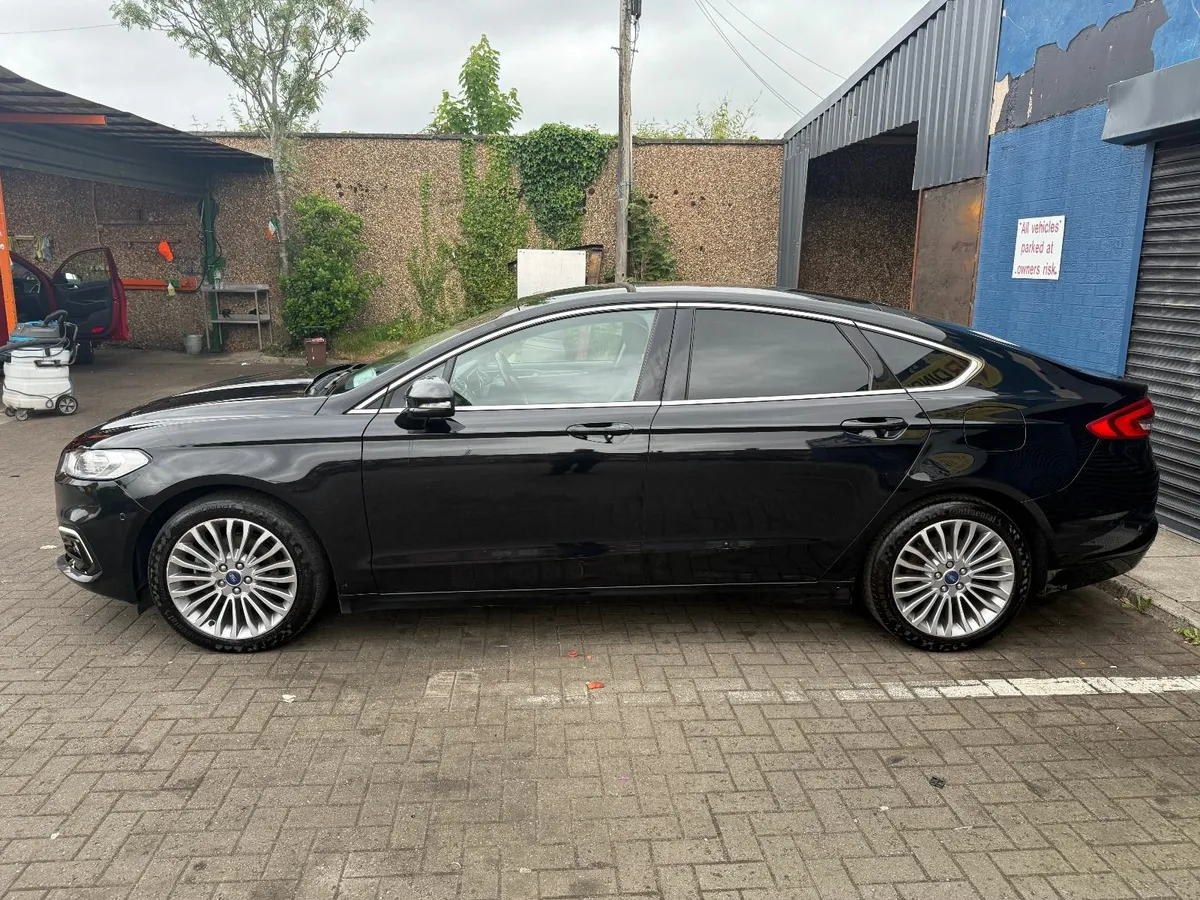 Ford Mondeo 2019   2.0 TITANIUM - Image 2