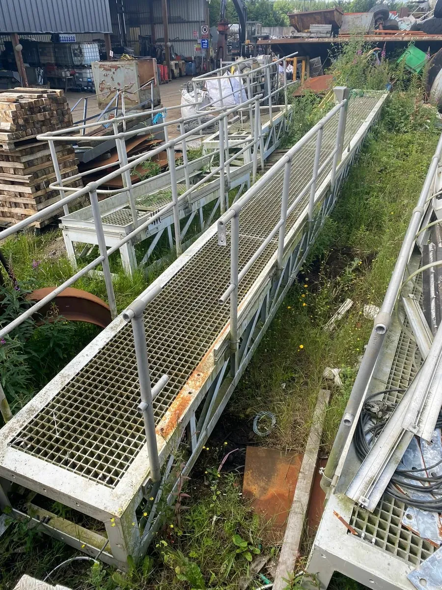 Gantry Walkway - Image 3