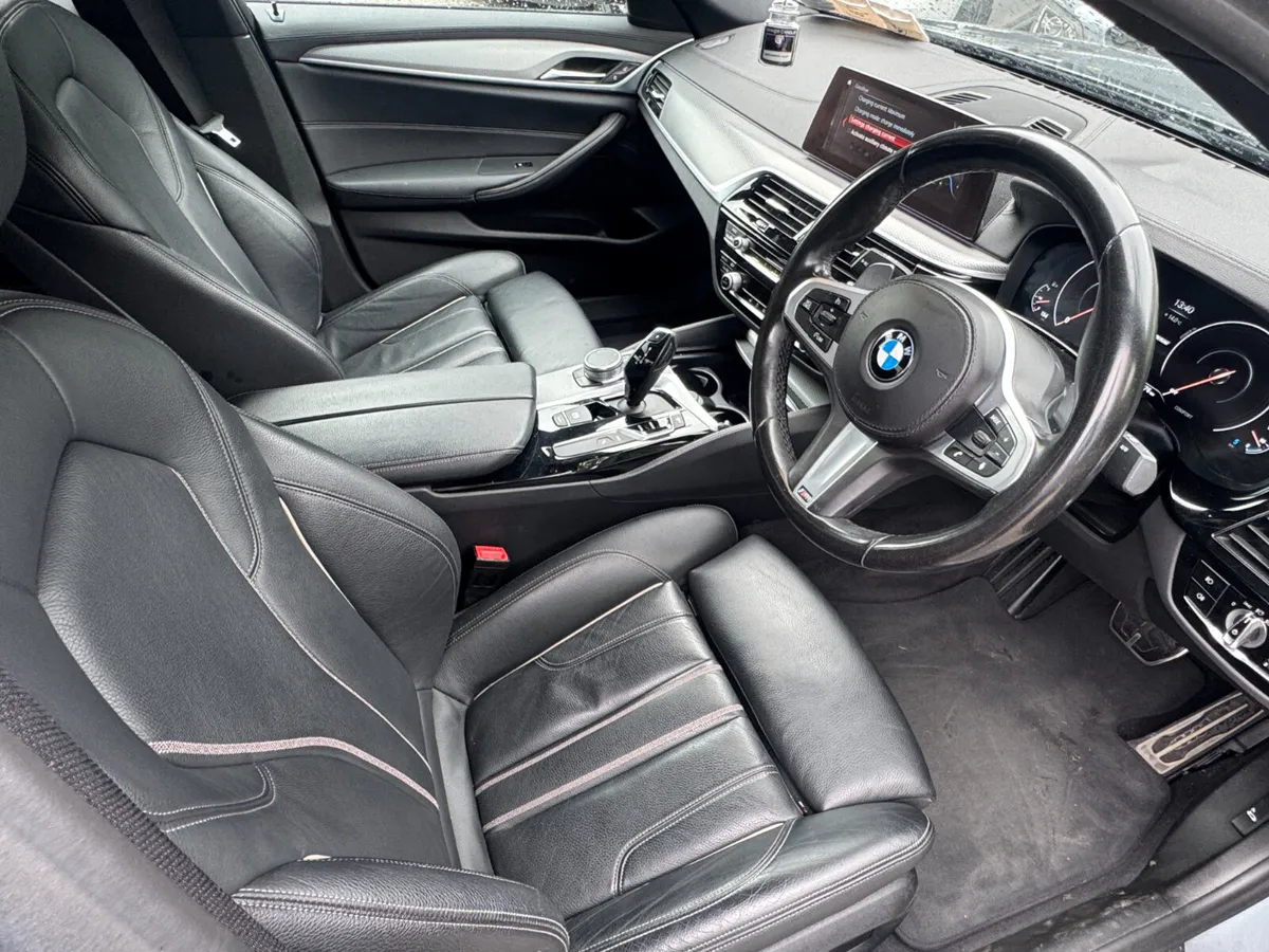 2019 BMW 530E M-Sport Plug In Hybrid - Image 2