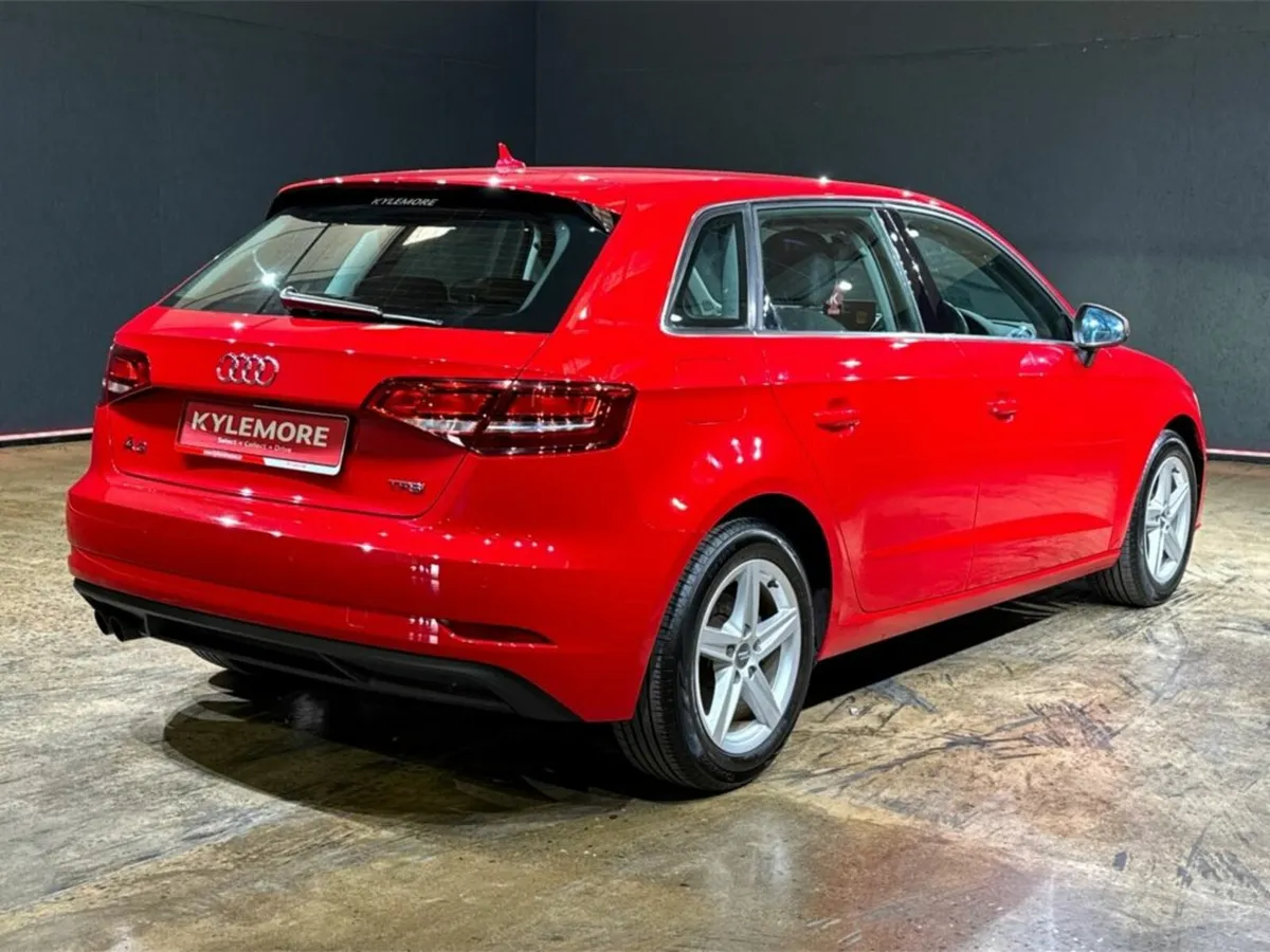 Audi A3 1.4 AUTOMATIC - TFSI - CRUISE CONTROL - RE - Image 4