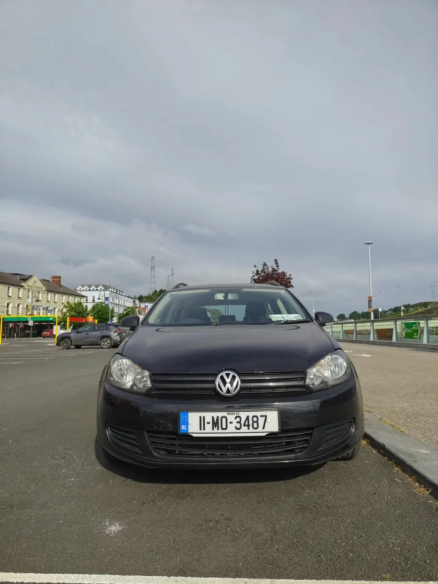 Volkswagen Golf 2011 - Image 2
