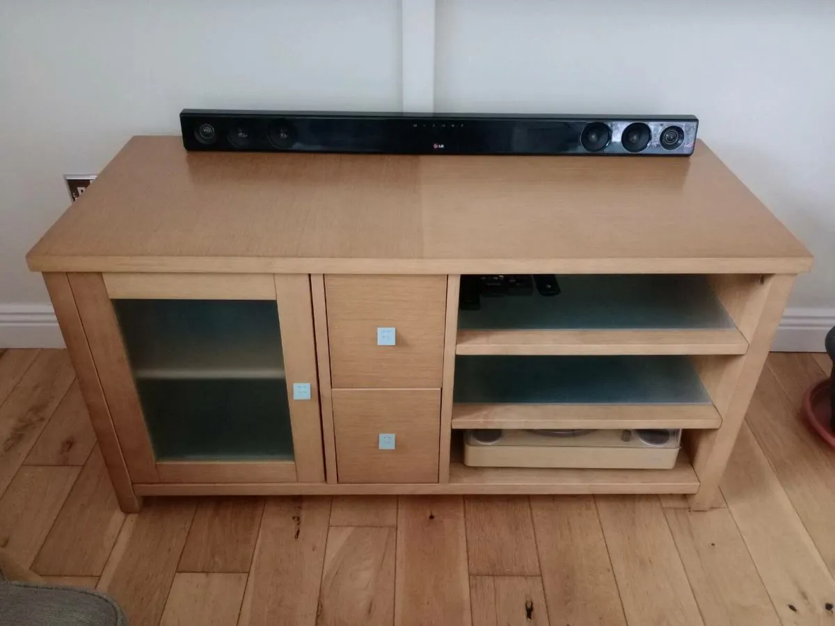 Oak TV cabinet