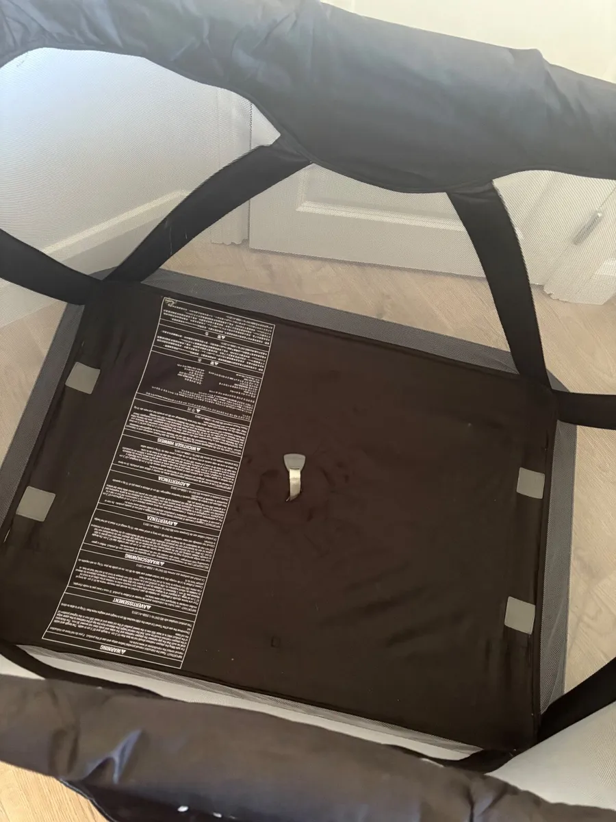 Nuna Travel Cot - Image 4
