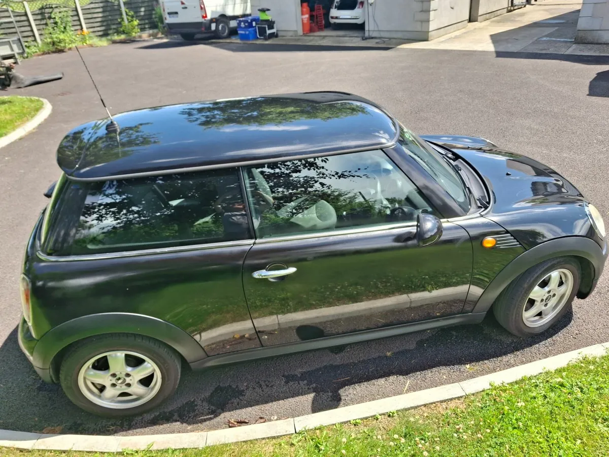 Mini Cooper 2009 - Image 3