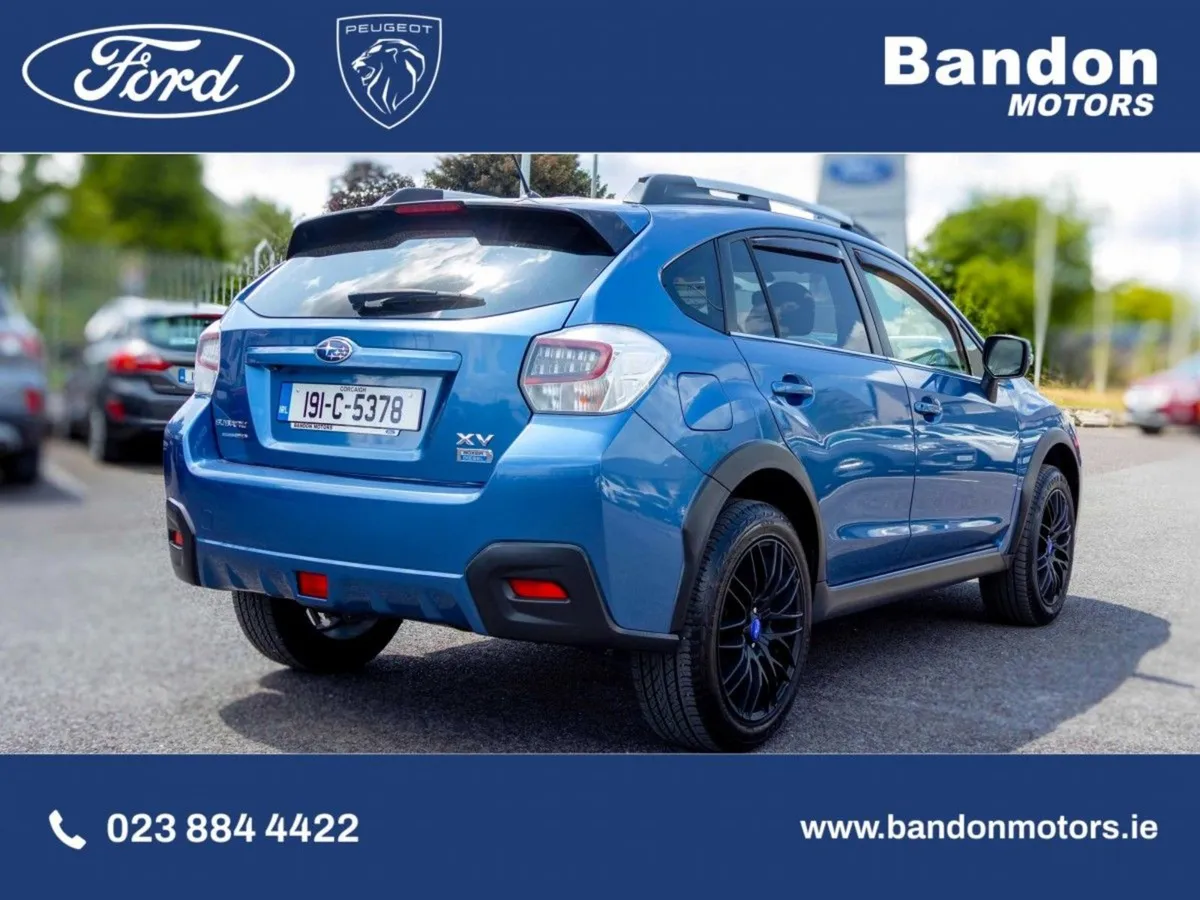 Subaru XV 2019 Subaru XV Blue SUV Manual  Diesel - Image 3