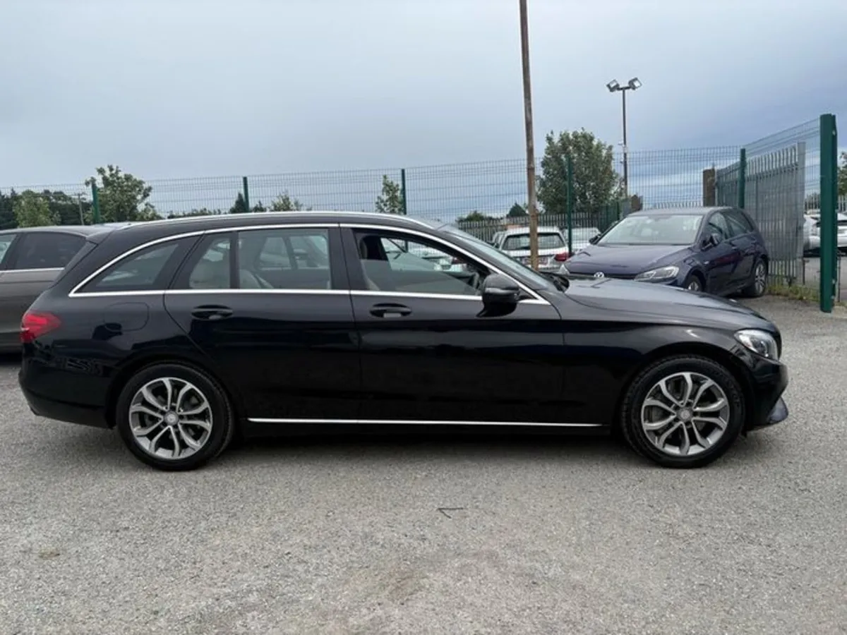 2016 Mercedes-Benz C350e Sport 2.0L Hybrid New NCT - Image 2