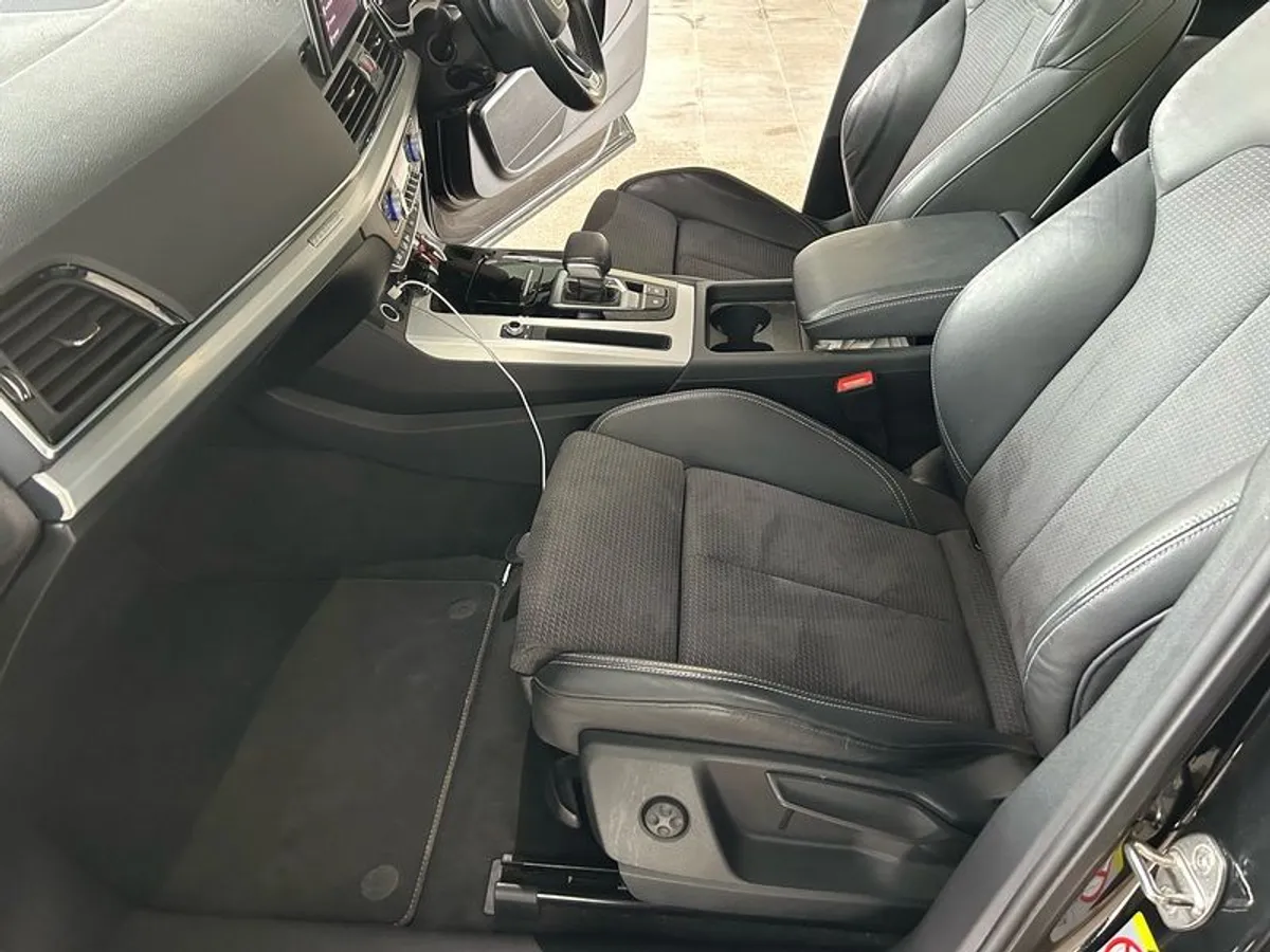 2021 Audi Q5 - Image 3