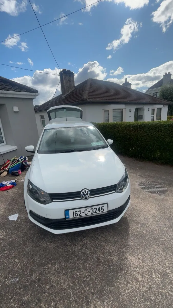 Volkswagen Polo 2016 - Image 2