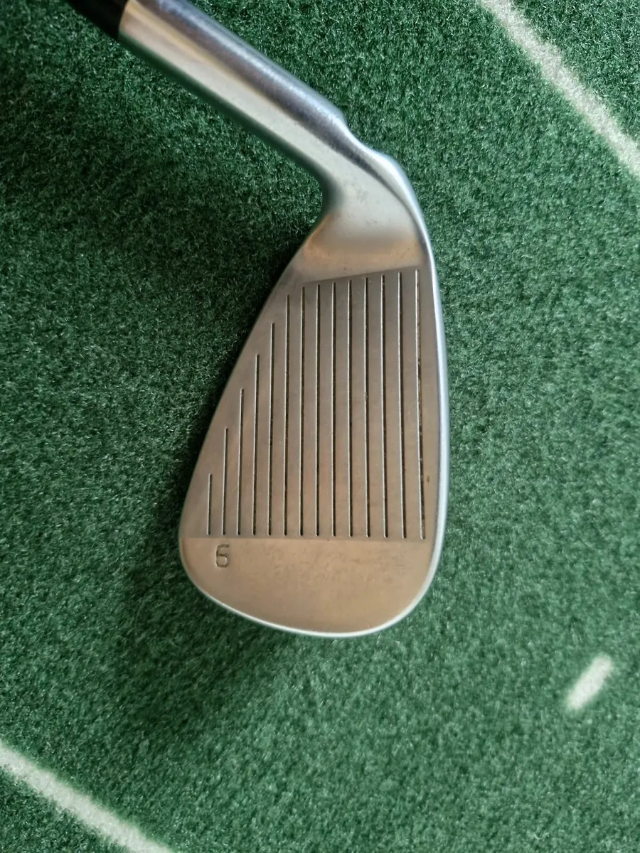 Golf Clubs - Ping G425 - 7 and 9 Iron - Image 3