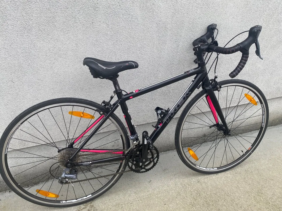Ladies treck bike - Image 1