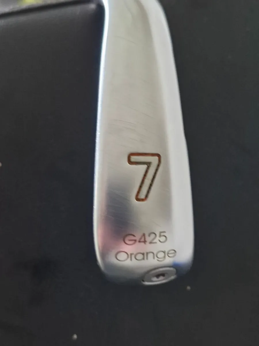 Ping G425 - Golf Club -7 iron - Image 1