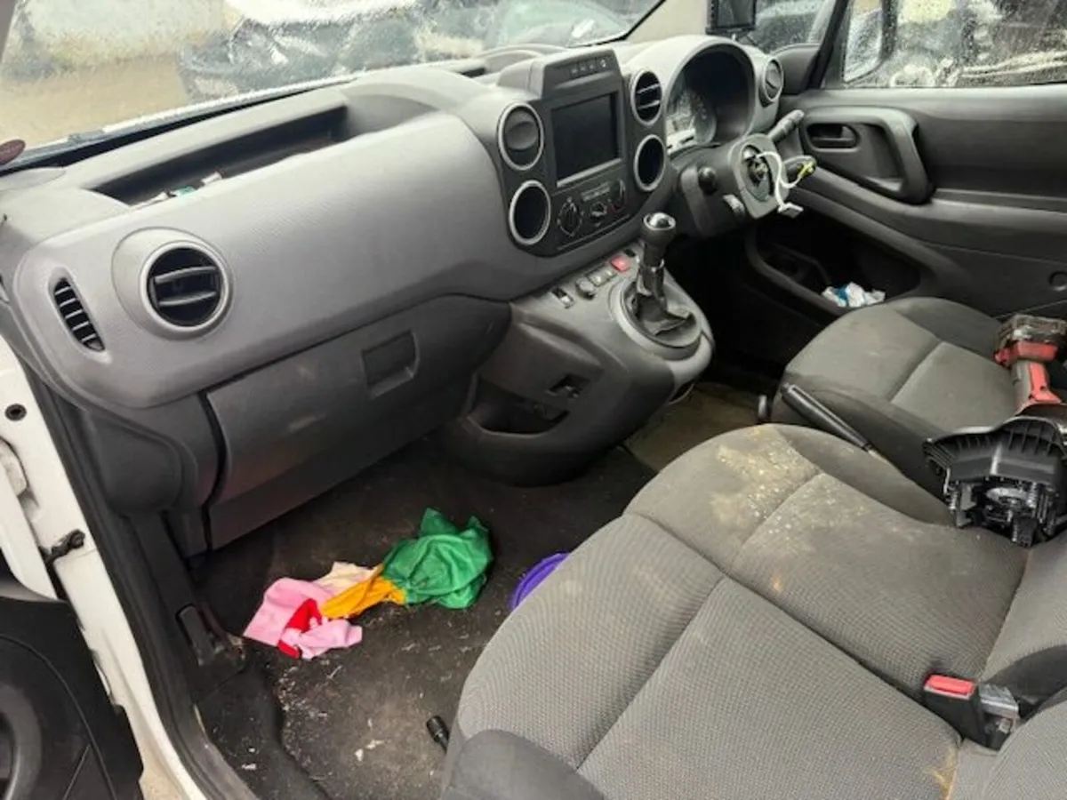 2018 CITROEN/DS BERLINGO 1.6L-D - Image 4