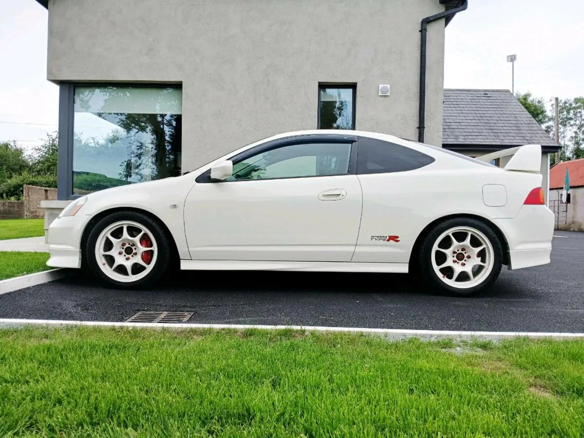 Honda Integra Dc5 - Image 3
