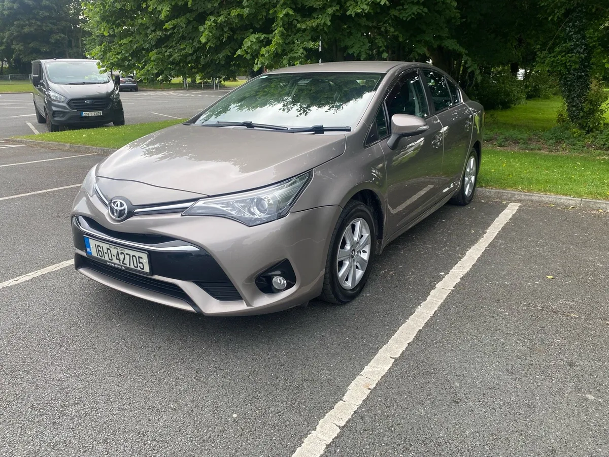Toyota avensis 1.6D - Image 2