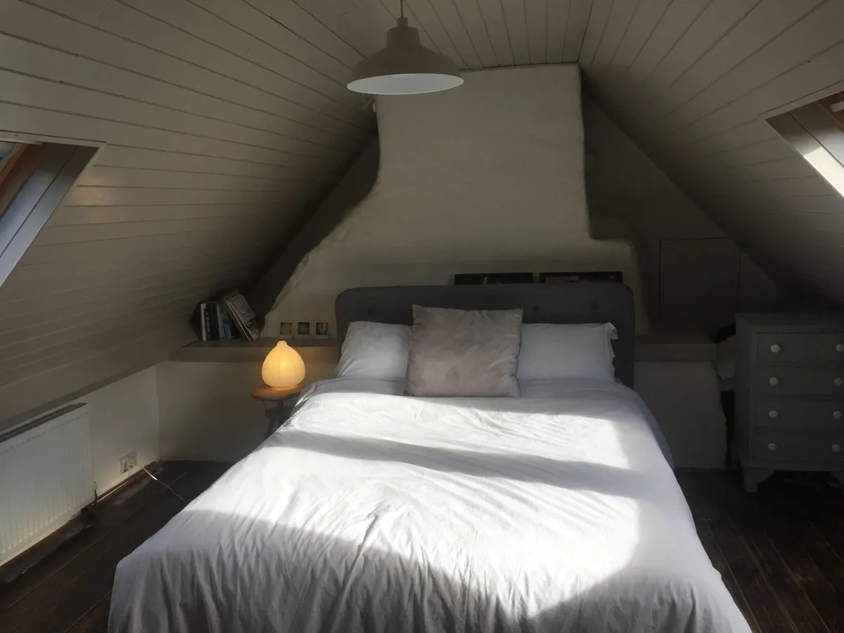 House - Image 2