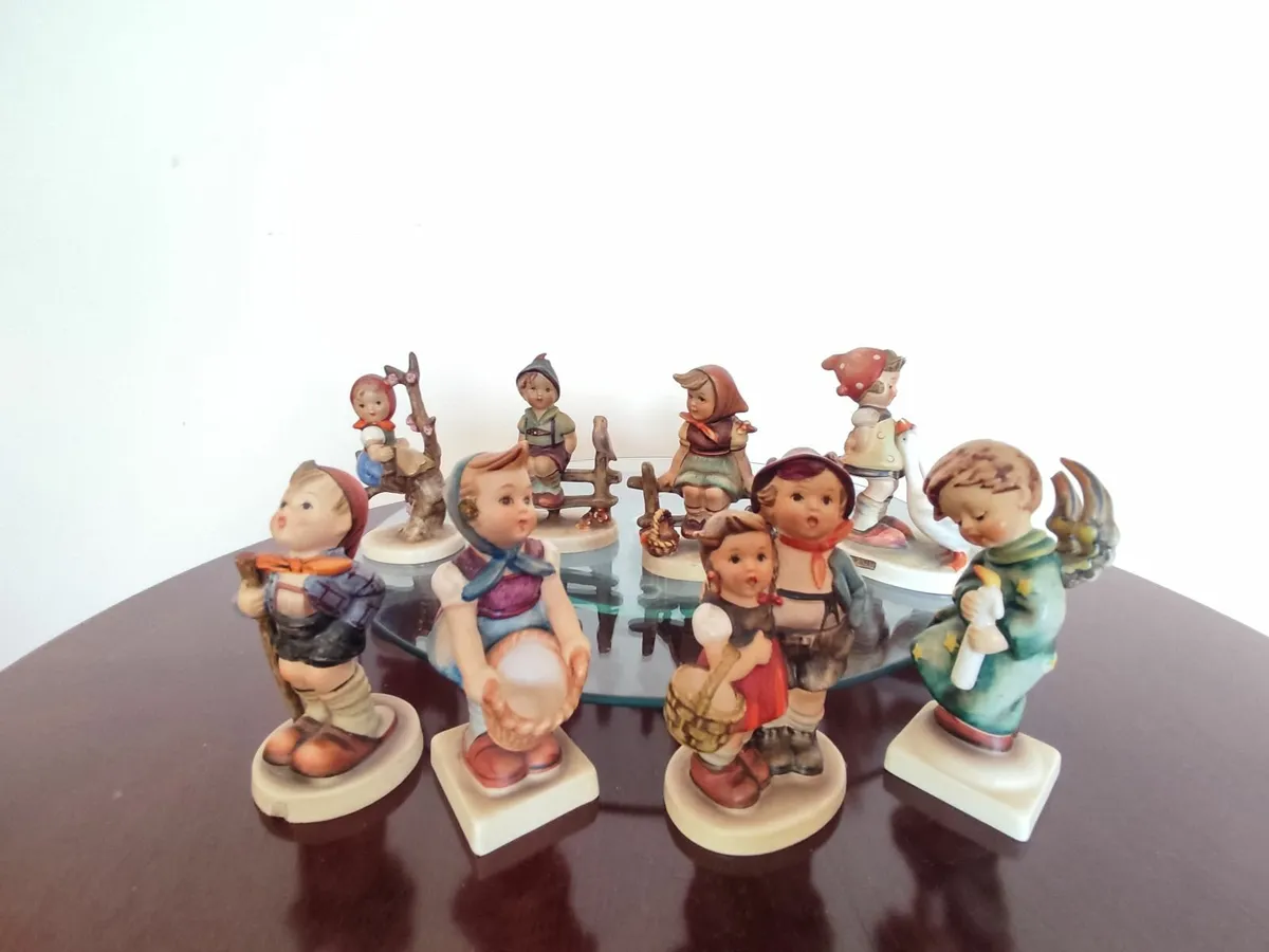 GOEBEL Hummel figurines with defects - Image 3