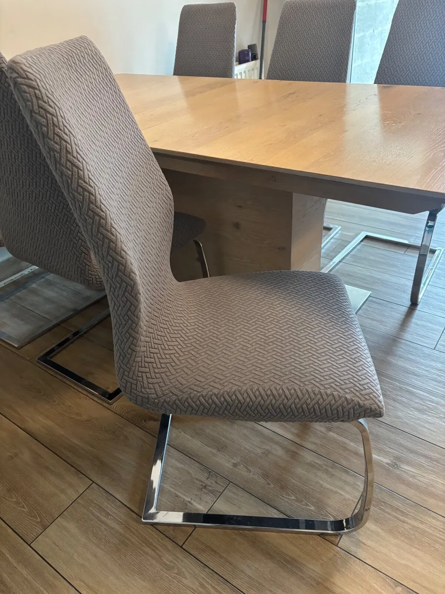 Dining Table - Image 3