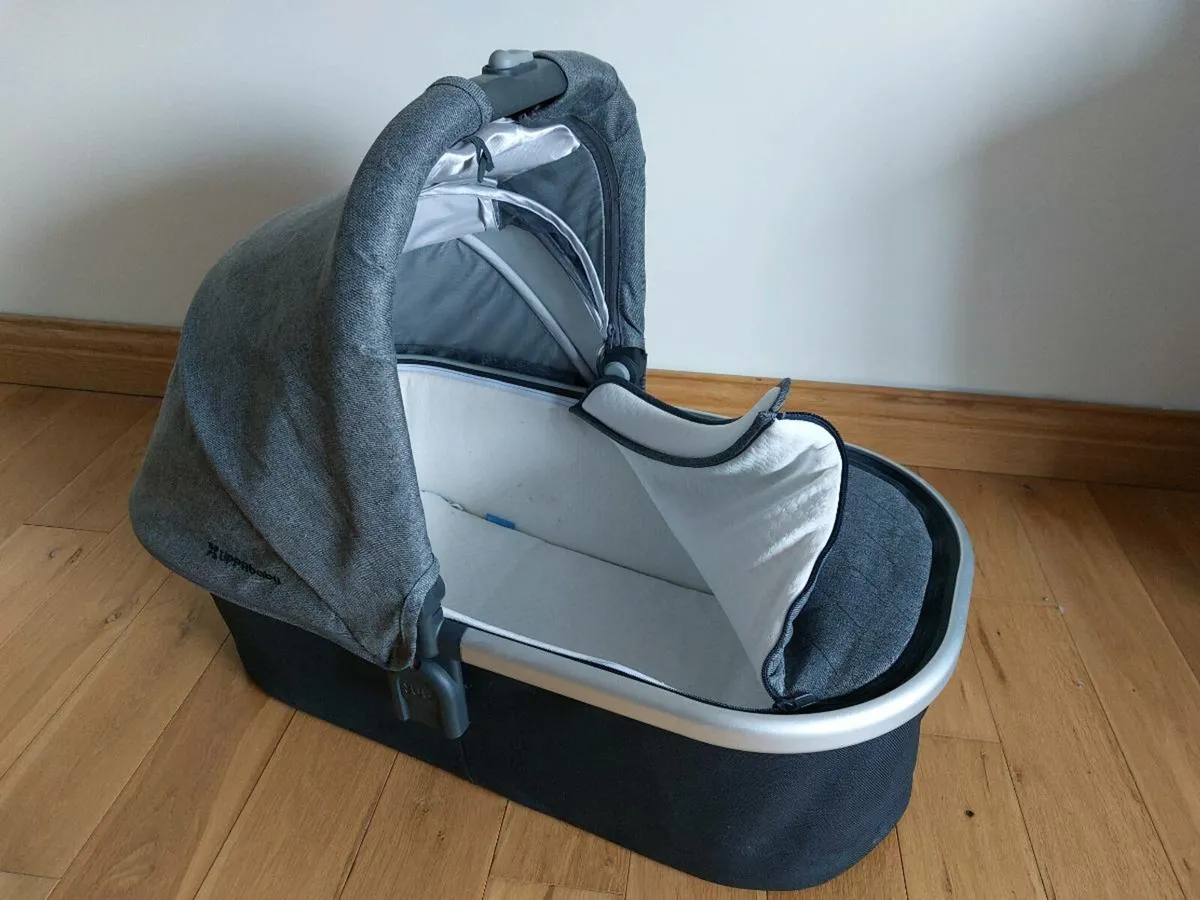 Uppa Vista Travel System - Image 4