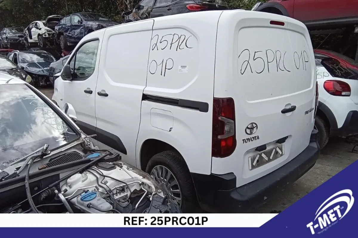 2021 TOYOTA  PROACE CITY BREAKING FOR PARTS - Image 3