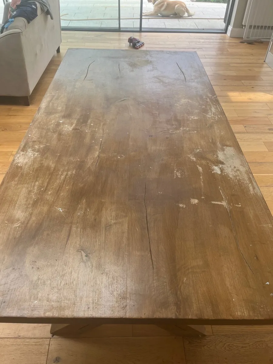 Dining table - Image 2